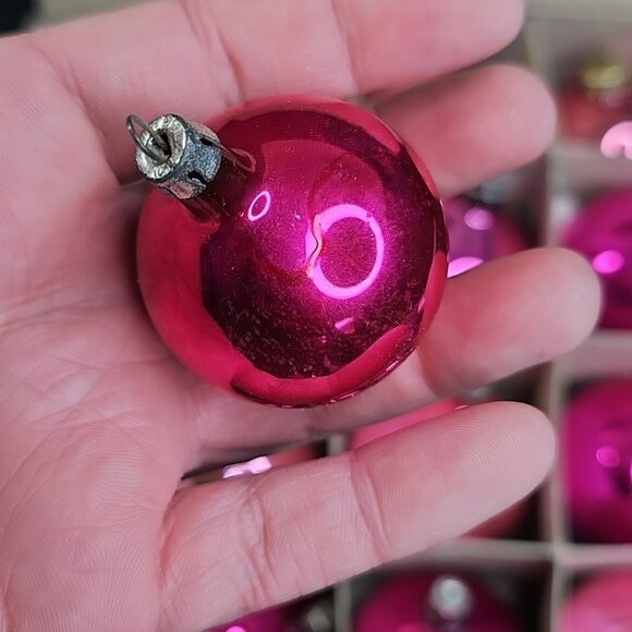 Pink Christmas Baubles 16pcs Various Sizes Vintage Germany Poland Ornaments - Picture 8 of 15